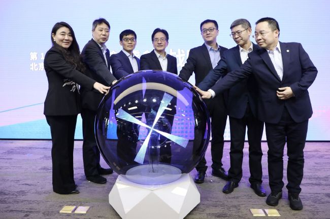 www.jizzzzzzzzz